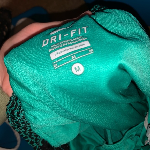 Nike shorts - Picture 2 of 2